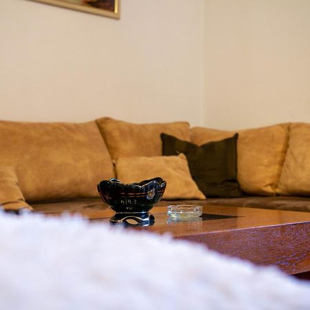 Bllok Bright Private Bedrooms With Private Bathroom On Shared Apartment تيرانا المظهر الخارجي الصورة