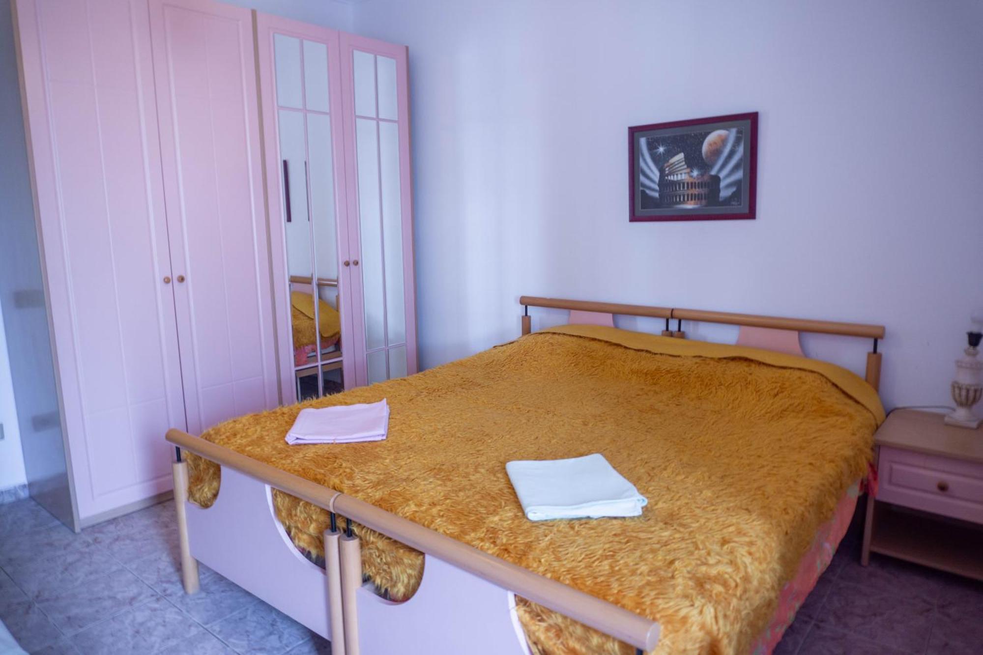 Bllok Bright Private Bedrooms With Private Bathroom On Shared Apartment تيرانا المظهر الخارجي الصورة
