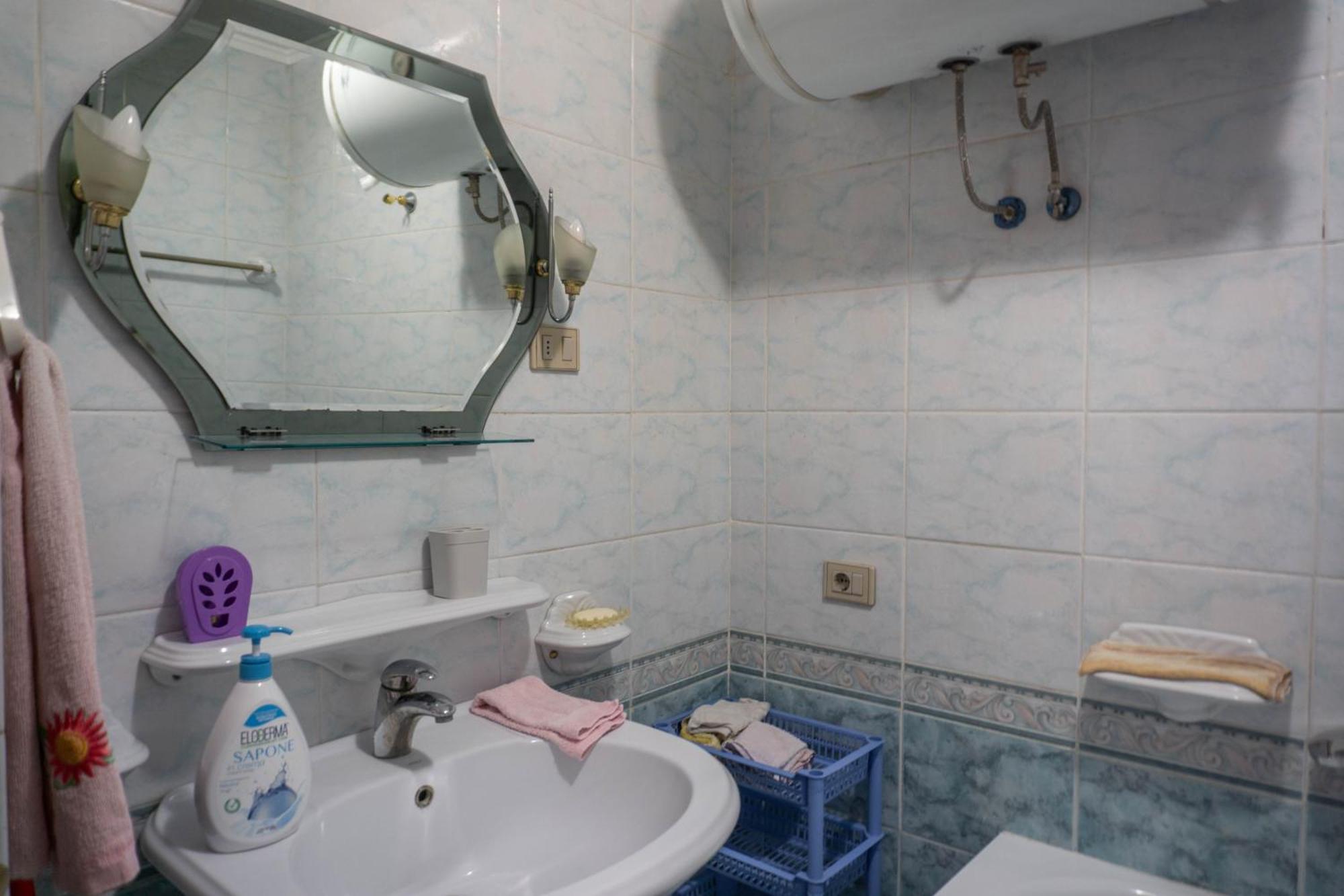 Bllok Bright Private Bedrooms With Private Bathroom On Shared Apartment تيرانا المظهر الخارجي الصورة