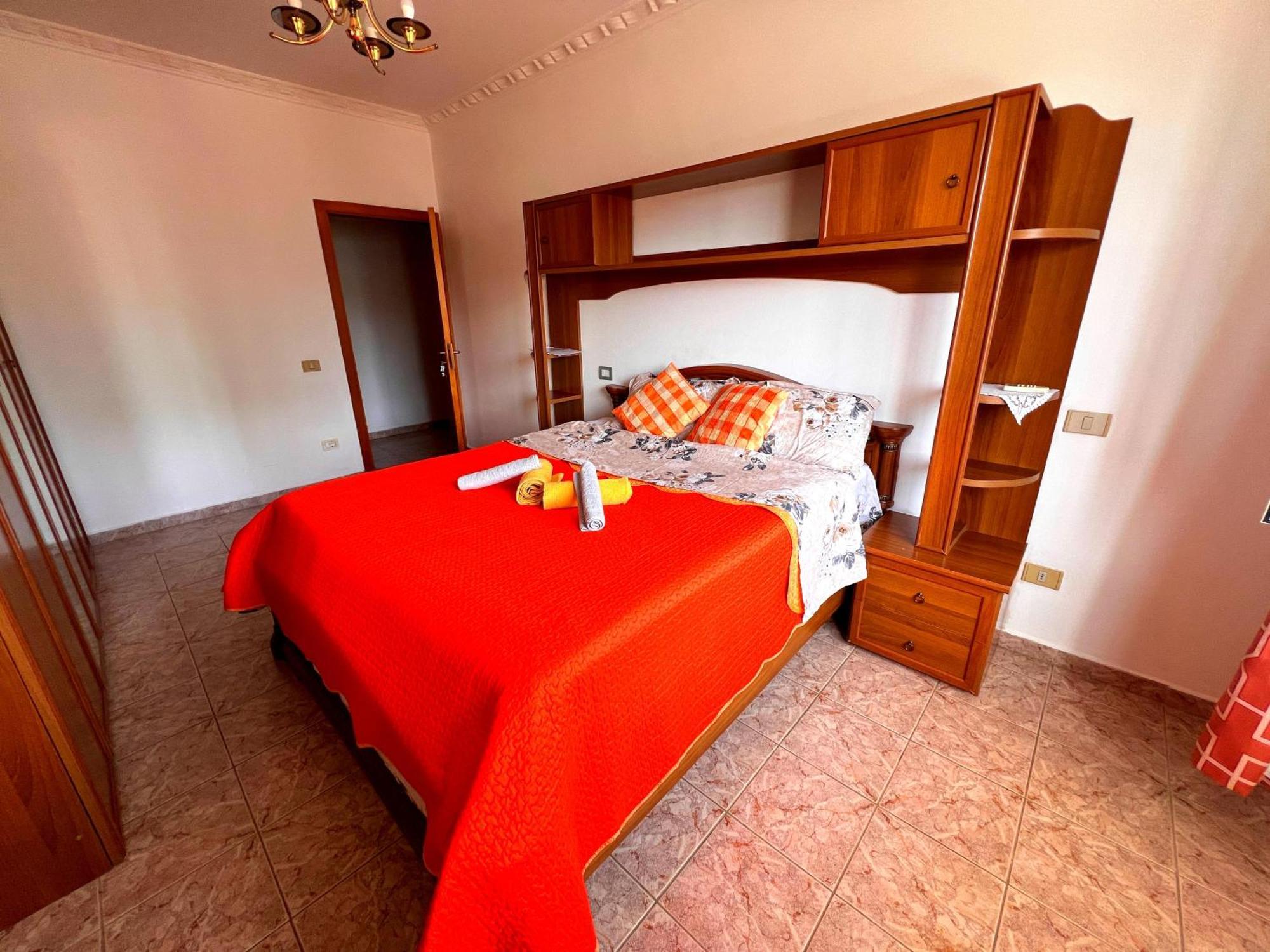 Bllok Bright Private Bedrooms With Private Bathroom On Shared Apartment تيرانا المظهر الخارجي الصورة